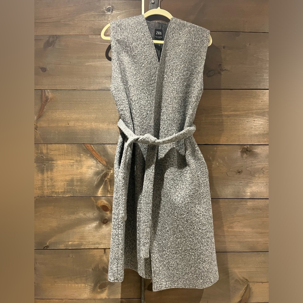 Zara vest, grey belted, size Small